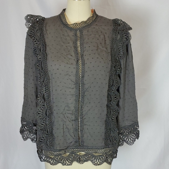 Entro usa, M, gray modern does vintage lace top - Picture 1 of 8